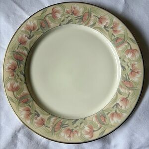 Gorham Fine China Wingate Pattern Dinner Plate with 24k Hand-banded Gold Trim